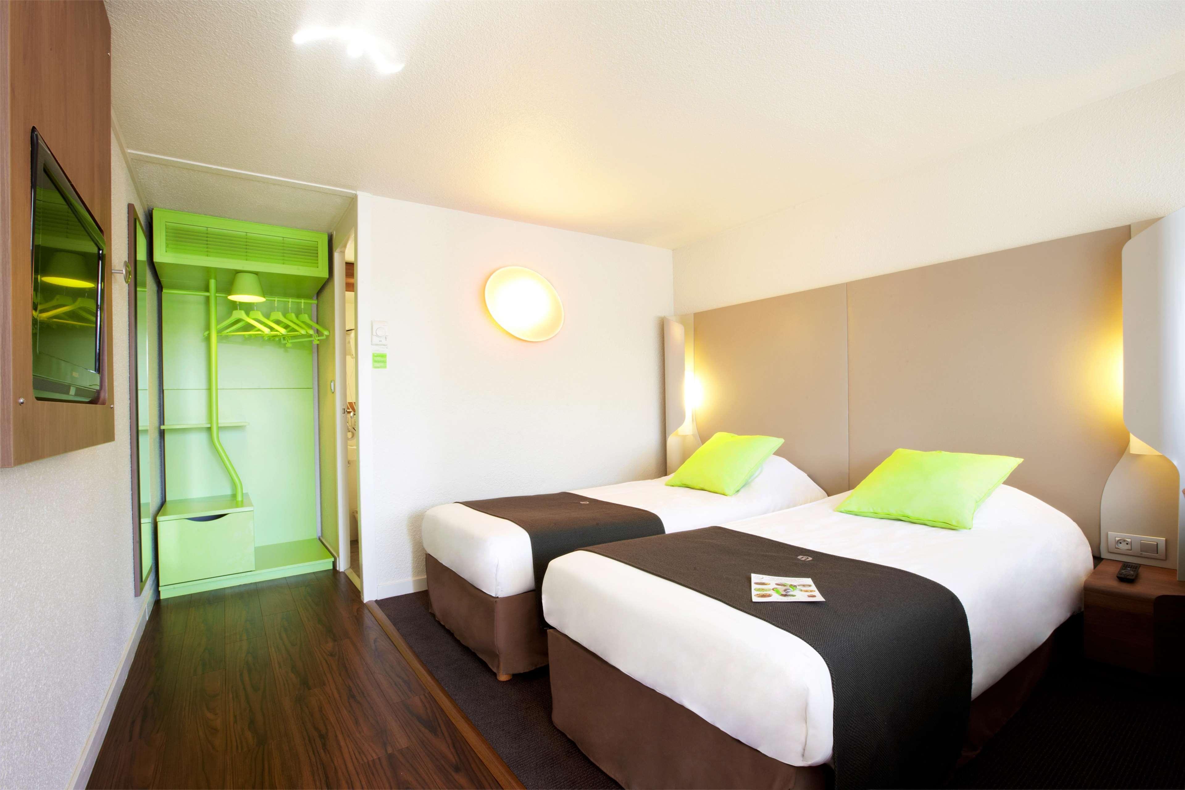 Campanile Montpellier Est Le Millenaire Hotel Exterior photo